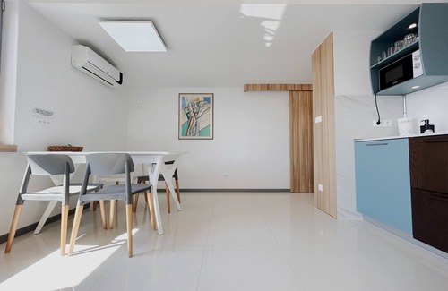 Zambratija Apartment | Oceanfront Apartment with Spectacular Sea-View Terraces