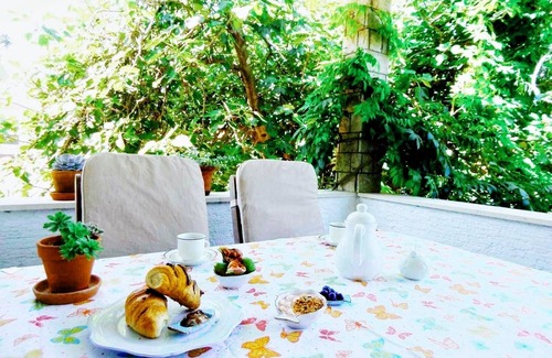 Zambratija Apartment | Exceptional Getaway: Oceanfront Apartment Near the Sea