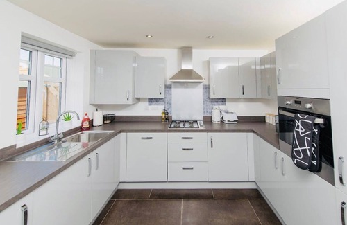 Haughton House | Enjoy 25% Off Monthly Stays in a Family-Friendly Retreat