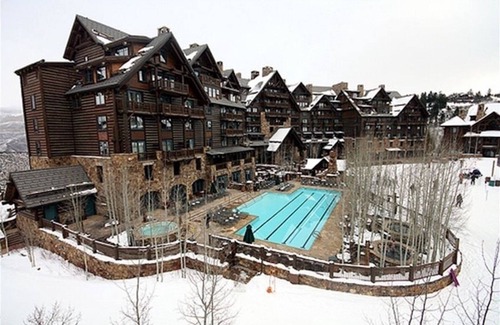 Avon Condo | Unmatched Ski Access at The Ritz, Bachelor Gulch