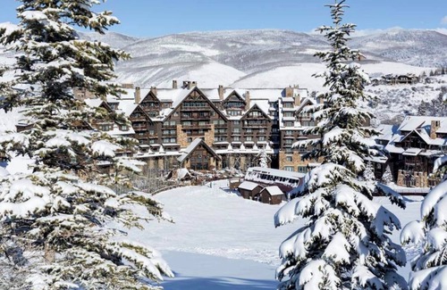 Avon Condo | Unmatched Ski Access at The Ritz, Bachelor Gulch