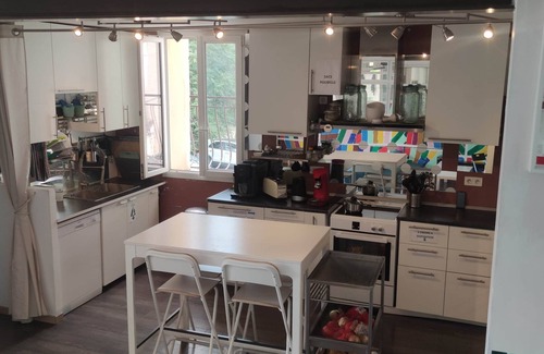 Roquemaure Apartment | Spacious 25-Person Apartment Near Avignon with Pool