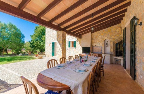 Lloseta Villa | Villa Can Salat: Relax by Your Private Pool & Kitchen