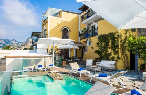 Path of the Gods Villa | Spacious Villa with Pool - Ideal for 10 Guests!