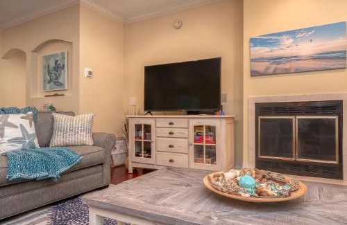 Seabrook Island House | Relax at 2502 Chateau by the Green with Pool Access