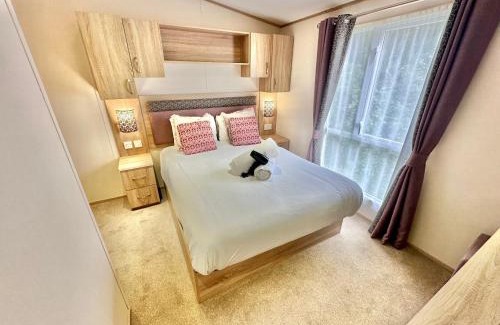 Wimborne Resort | Relax at 252 Wilksworth Caravan Park with Pool Access