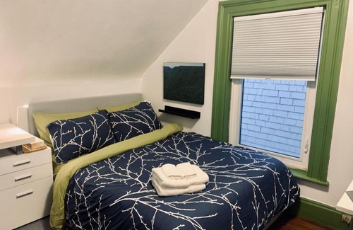 South End Apartment | Cozy Downtown Studio B3: Pet & Child Friendly Retreat