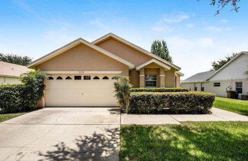 Orange Tree Villa | Modern 4-Bed Home with Private Pool Near Disney Attractions