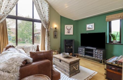 Colchester House | Discover 256 London Road: A Guest Favorite with 8.5/10