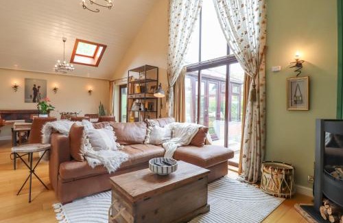 Colchester House | Discover 256 London Road: A Guest Favorite with 8.5/10