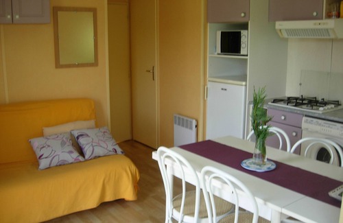 Saint-Jacques-d'Ambur Ski Chalet | Discover VULCANIA Clermont: Beachfront Retreat with Pool