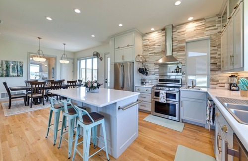 Weston House | Enchanting 26-Acre Pilot Point Ranch: Pool & Mini Golf Fun
