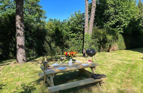 Tilly-sur-Seulles Apartment | Cozy 26 m² Apartment for 4 Guests with Pet-Friendly Perks