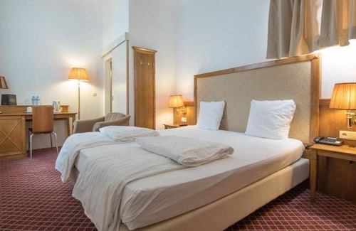 Stationsbuurt Noord Hotel | Comfortable 4-Star Hotel for Up to 4 Guests with Spa