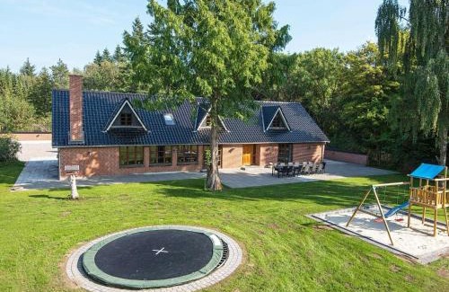 Nimtofte House | Pet-Friendly Holiday Home Nimtofte with Pool & Family Access