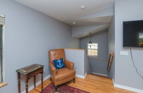 Cortez House | Pet-Friendly Retreat at 12116 Cortez Rd with Kitchen