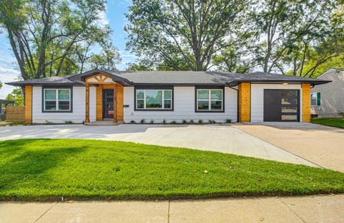 Lenexa House | 269 m² House ∙ 5 bedrooms ∙ 10 guests