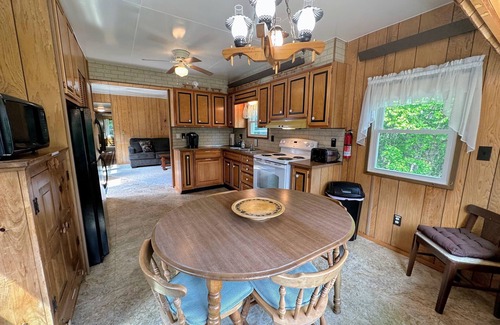 Twin Mountain House | Discover 26CM: Private Camp in Bretton Woods with WiFi
