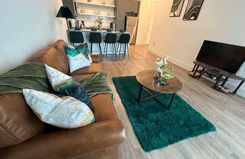 Pflugerville Apartment | Cozy King Suite with Breakfast & Family-Friendly Amenities