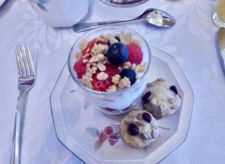 Magog Bed & Breakfast | Cozy Bed and Breakfast for 2 Guests with Kitchen Access