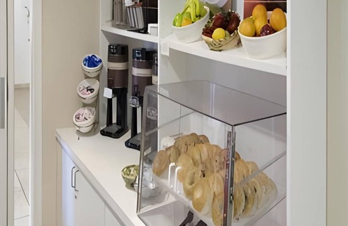 West Park Community Hotel | Cozy 4-Star Hotel with Spa and Pet-Friendly Amenities
