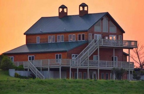 Corner Cabin | Cozy 26 m² Lodge for 4 Guests - Pet-Friendly Getaway
