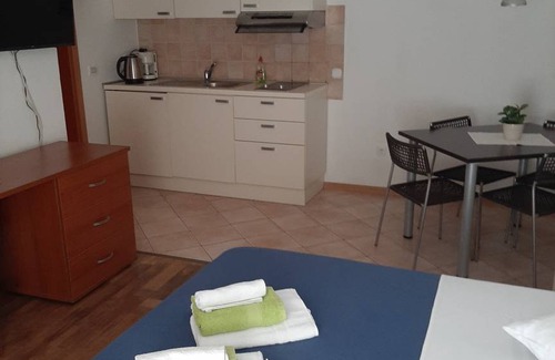 Cres Apartment | 27 m² Studio flat ∙ 1 bedroom ∙ 2 guests