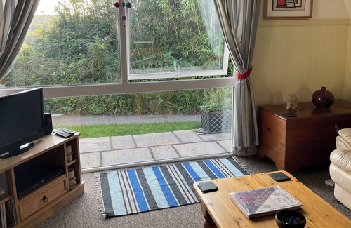 Kilkhampton Cottage | Family-Friendly 27 THE MANOR with Ocean View in Kilkhampton