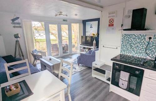 Bont Newydd Ski Chalet | Pet-Friendly 271 Riverside at Glan Gwna Holiday Park