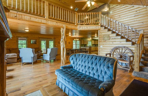 Fairland House | Spacious 3-Bedroom House for Families – Guest Rated 9/10