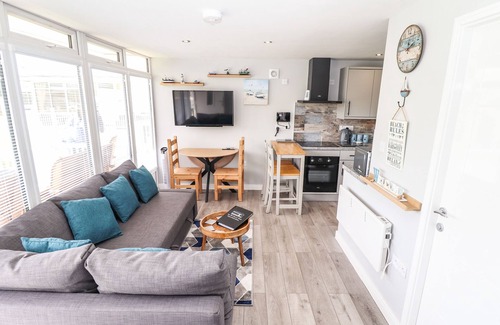 Chapel Saint Leonards House | 28 Cherry Park