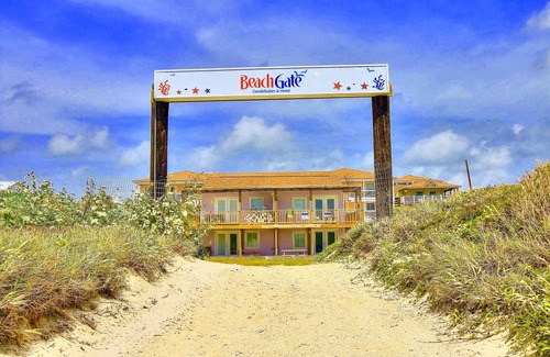 Tezu Condo | Cozy Condo Retreat for 2 - Pet Friendly & Well Rated
