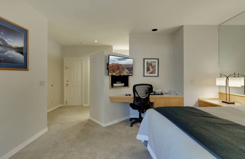 Century West Hotel | Discover Comfort at Hotel River Ridge 517B with Pool Access