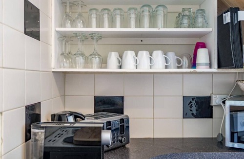 Hayborough House | Family-Friendly Retreat with Pool & Ocean Views in Hayborough