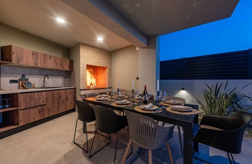Bibinje Villa | 284 m² Villa ∙ 4 bedrooms ∙ 8 guests