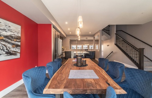 Canmore House | Mountain View Townhouse #11: Spacious Retreat with Pool & Spa