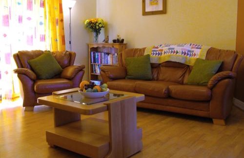 Waterville House | 29 Waterville Links Holiday Home: Oceanfront Bliss Awaits