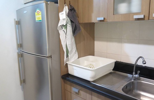 Khlong Toei Nuea Apartment | Modern 2-Bedroom Retreat in Central Bangkok Near BTS