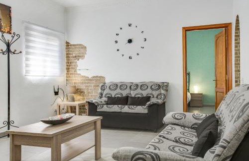 Vecindario Apartment | Pet-Friendly Retreat at 2a Francesca - Rated 8.4/10!