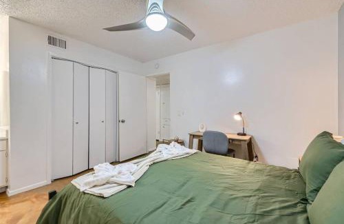 Bouldin Apartment | Cozy 2B Getaway - Pool Access and Downtown Walkability