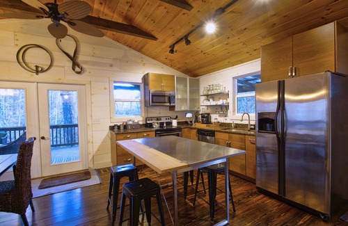 Cashiers House | Pet Friendly Retreat with Waterfall & Firepit in Cashiers