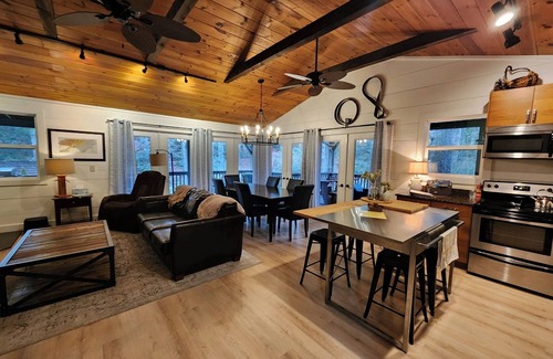 Cashiers House | Pet Friendly Retreat with Waterfall & Firepit in Cashiers
