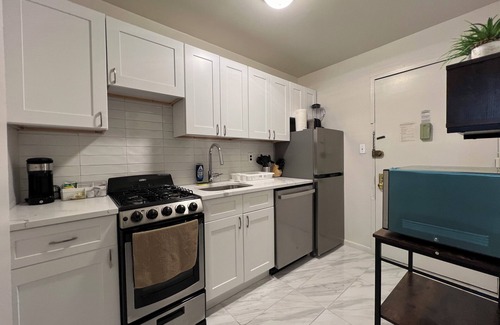 Central Park West Apartment | 2BD/2BA UWS Steps from Riverside Park