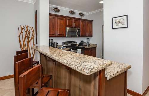 Playa Flamingo Condo | Relaxing 2BD Ocean-view Condo in Flamingo with Pool