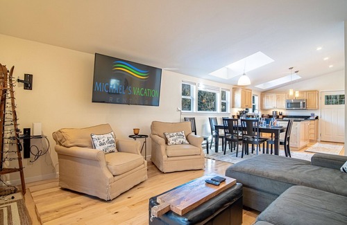 Elkhorn Village Condo | 2BD Ranch Condo - Steps to Elkhorn Resort Amenities