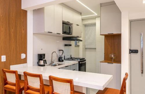 Copacabana Apartment | 2BDR, 200m from Copacabana Beach | RP 149/304