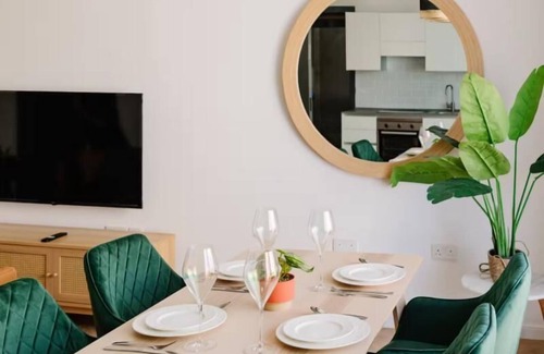 Madliena Apartment | 2BDR Mainstreet Sliema Suite! Designer Finish!