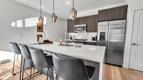 Silverthorne House | Family-Friendly 2BDR Near Dillon Reservoir - Guest Rated 10/10