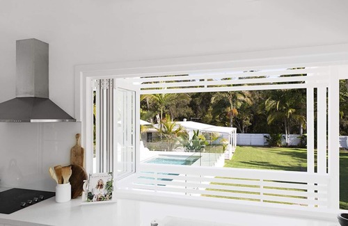 Byron Bay House | Perfect Getaway: 2beachhouse Byron Bay, Steps to Central