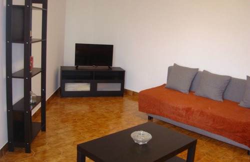 Alverca do Ribatejo Apartment | Ideal 2-Bedroom Retreat Near Lisbon with Great Amenities